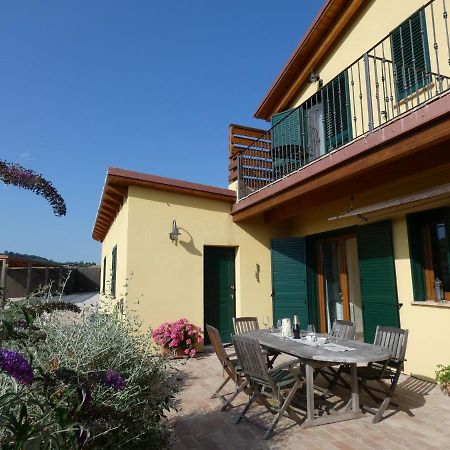 Il Frutteto Bed And Breakfast Ripattone Exterior photo
